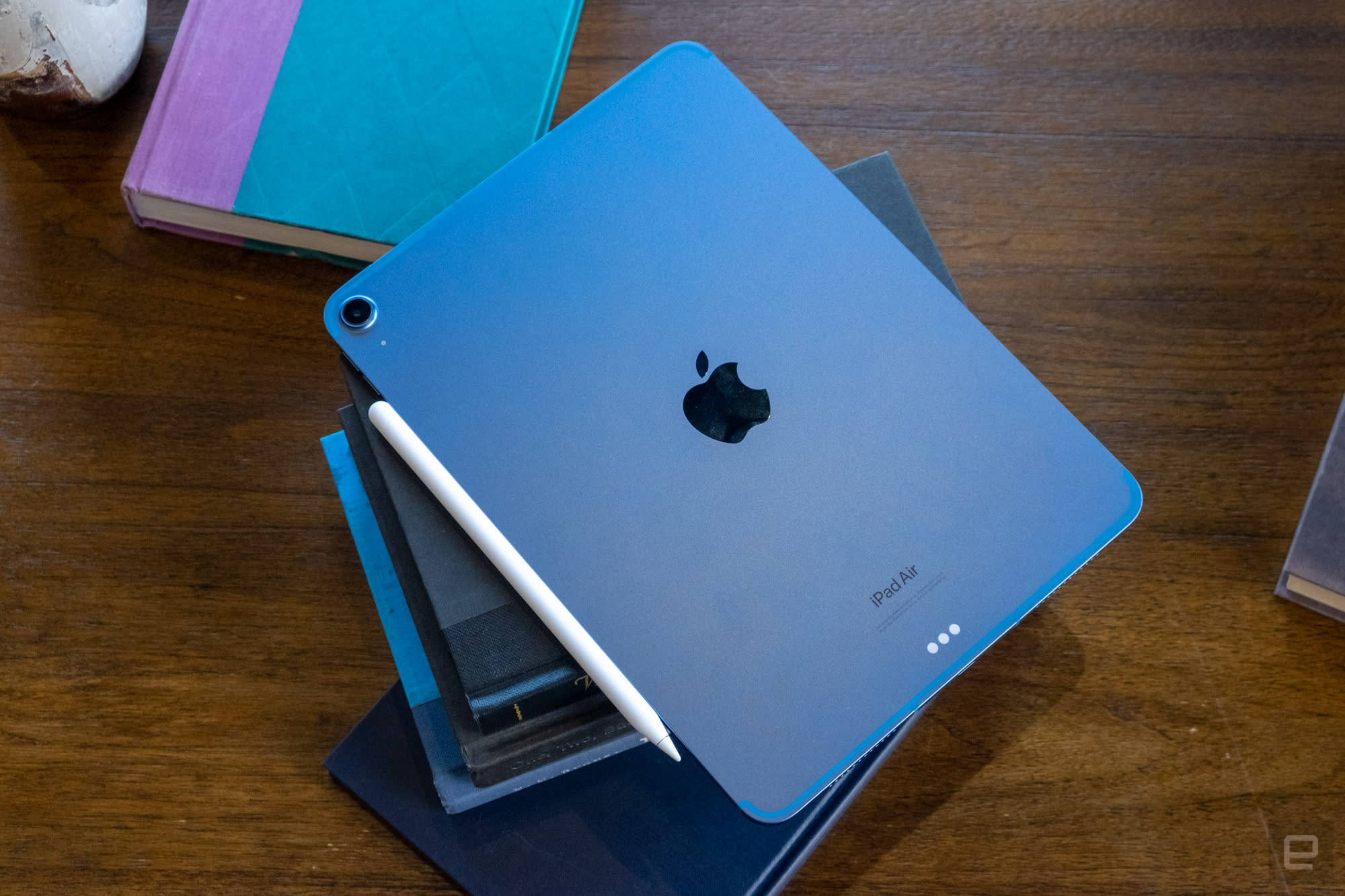 iPad Air (2022) in 2025: Still a Smart Buy?